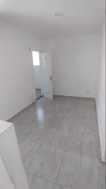 Foto 5 de Apartamento com 2 quartos à venda, 42m2 em Vila São José, Taubate - SP