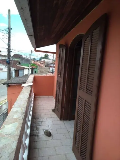 Foto 4 de Casa com 2 quartos à venda, 240m2 em Jaraguazinho, Caraguatatuba - SP