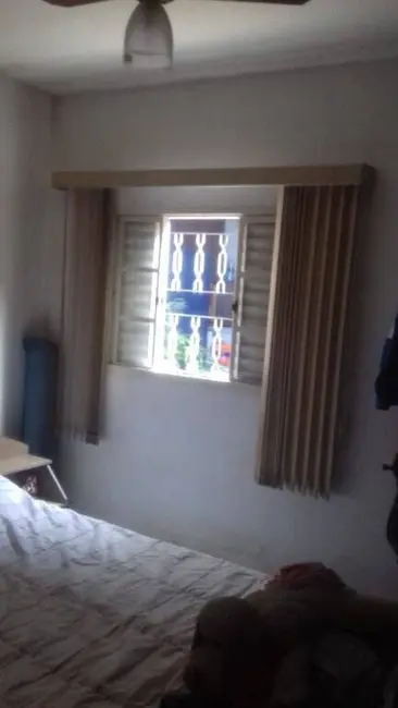 Foto 6 de Casa com 2 quartos à venda, 90m2 em Jardim Continental, Taubate - SP