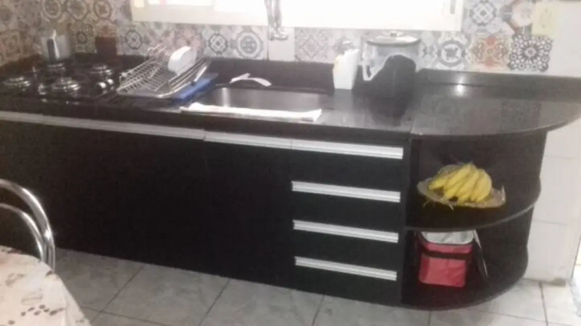 Foto 3 de Casa com 2 quartos à venda, 90m2 em Jardim Continental, Taubate - SP