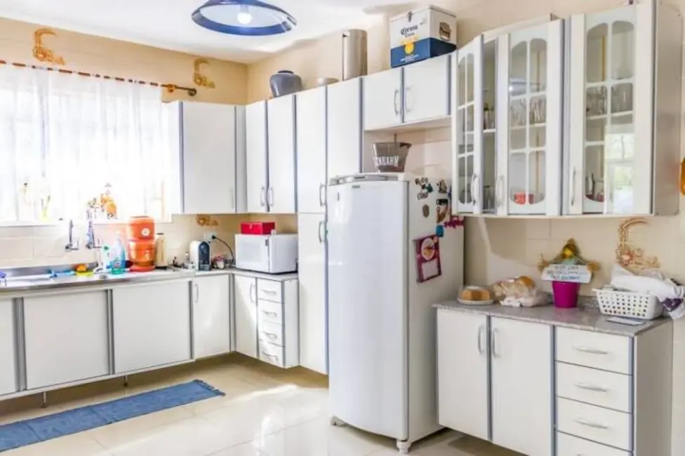 Foto 5 de Casa com 4 quartos à venda, 450m2 em Jardim Ana Rosa, Taubate - SP