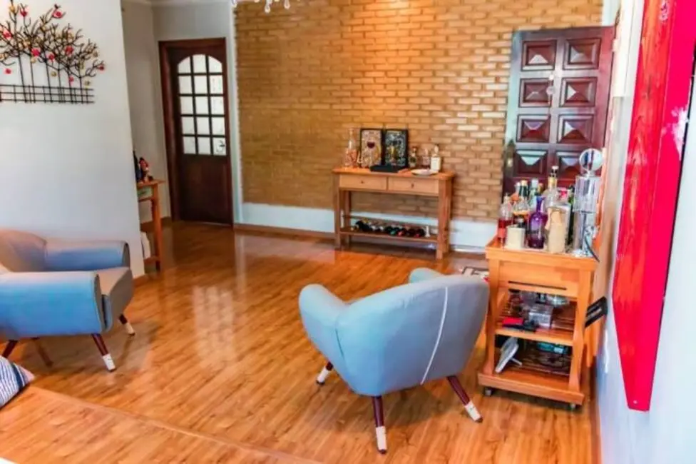 Foto 3 de Casa com 4 quartos à venda, 450m2 em Jardim Ana Rosa, Taubate - SP