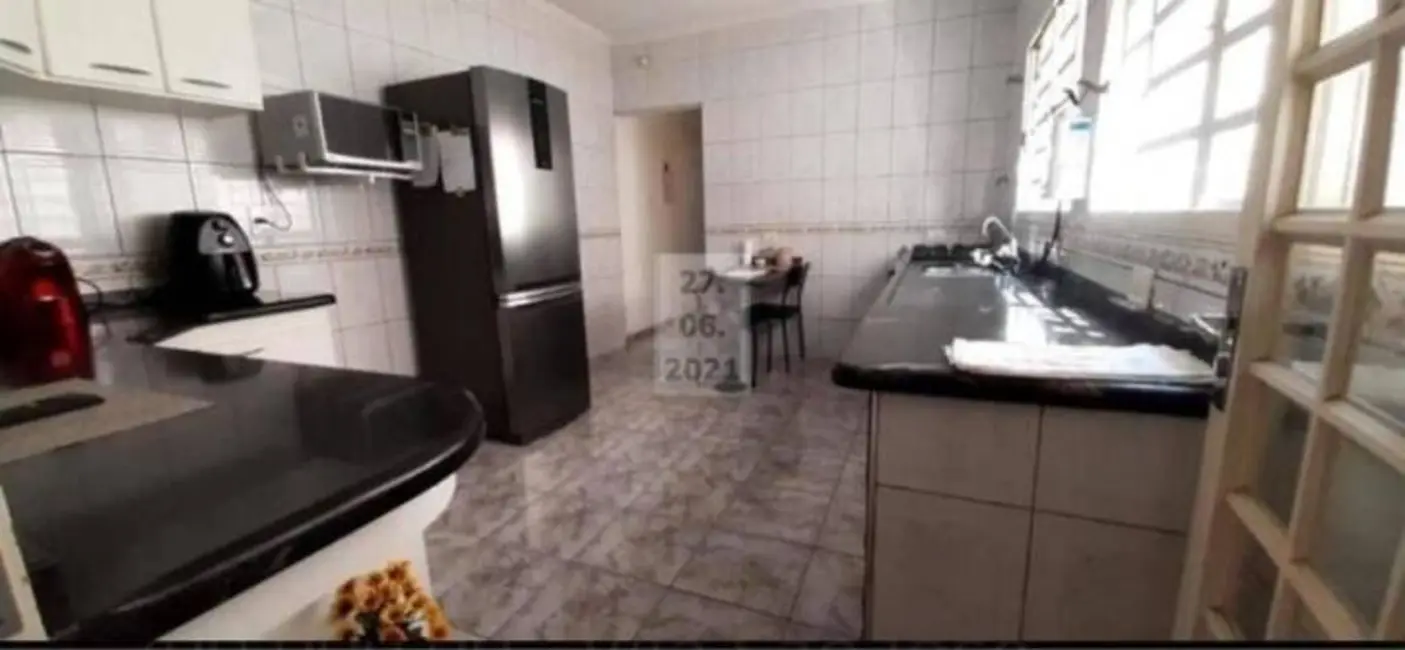 Foto 4 de Sobrado com 3 quartos à venda, 144m2 em Vila São José, Taubate - SP