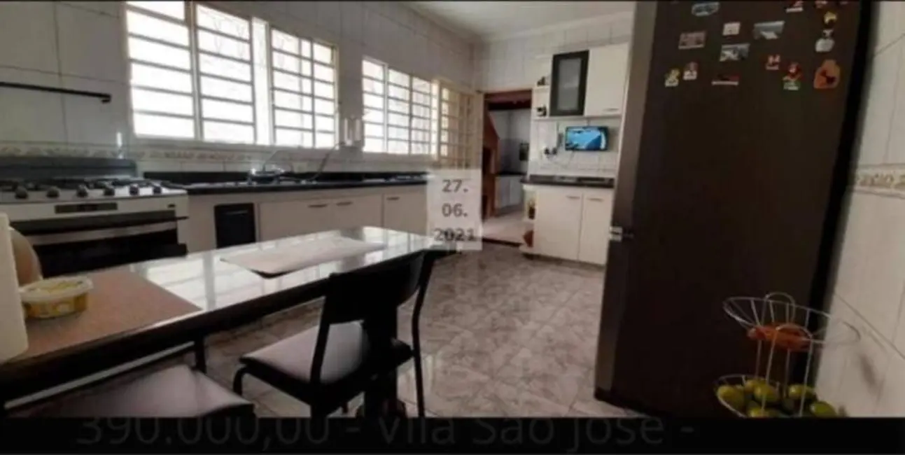 Foto 5 de Sobrado com 3 quartos à venda, 144m2 em Vila São José, Taubate - SP