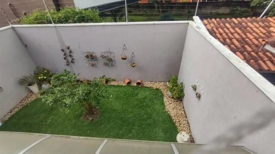 Foto 6 de Sobrado com 3 quartos à venda, 136m2 em Tremembe - SP