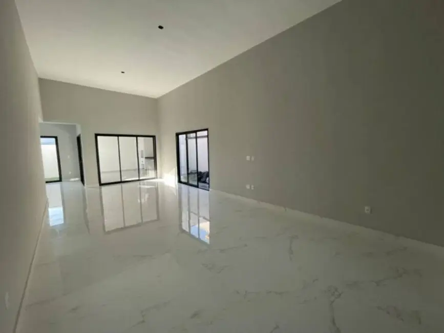 Foto 3 de Casa com 3 quartos à venda, 186m2 em Taubate - SP