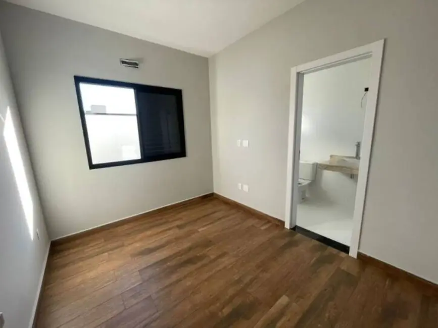 Foto 8 de Casa com 3 quartos à venda, 186m2 em Taubate - SP