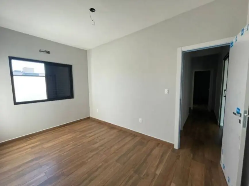 Foto 7 de Casa com 3 quartos à venda, 186m2 em Taubate - SP