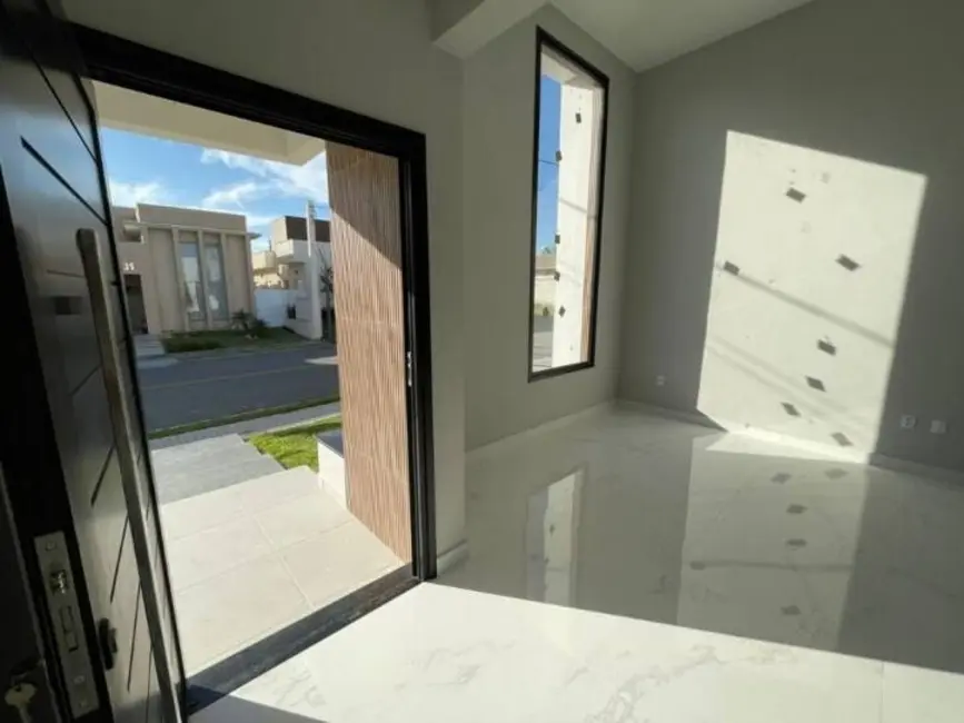 Foto 2 de Casa com 3 quartos à venda, 172m2 em Taubate - SP