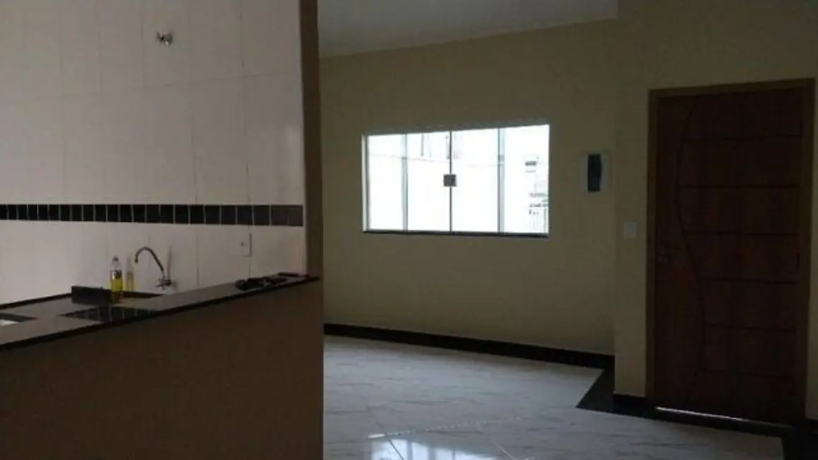 Foto 6 de Casa com 2 quartos à venda, 70m2 em Residencial Estoril, Taubate - SP
