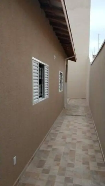 Foto 4 de Casa com 2 quartos à venda, 70m2 em Residencial Estoril, Taubate - SP