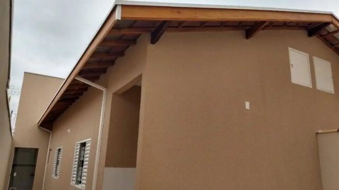 Foto 3 de Casa com 2 quartos à venda, 70m2 em Residencial Estoril, Taubate - SP