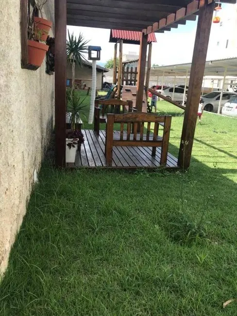 Foto 2 de Apartamento com 2 quartos à venda, 52m2 em Jardim Gurilândia, Taubate - SP