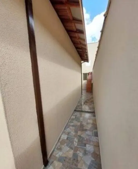 Foto 7 de Casa com 2 quartos à venda, 68m2 em Residencial Estoril, Taubate - SP