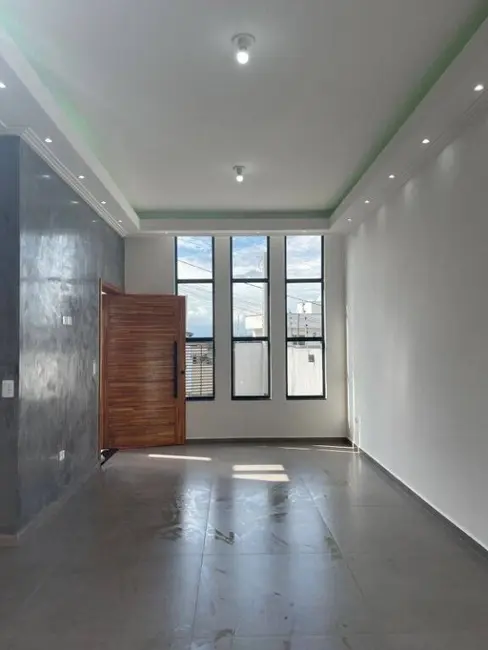 Foto 9 de Casa com 2 quartos à venda, 76m2 em Barreiro, Taubate - SP