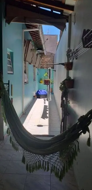 Foto 4 de Casa com 2 quartos à venda, 108m2 em Parque Arco Íris, Taubate - SP