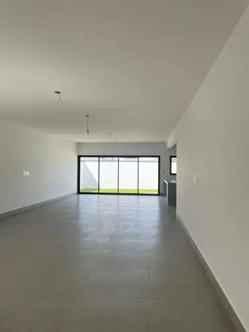 Foto 4 de Casa com 3 quartos à venda, 230m2 em Vila Costa, Taubate - SP