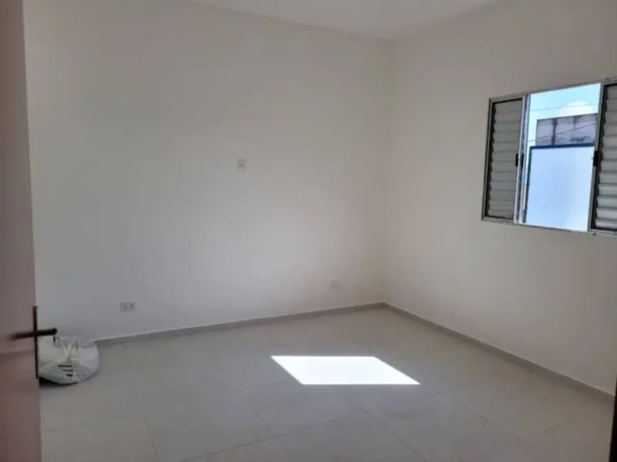 Foto 8 de Casa com 2 quartos à venda, 63m2 em Barreiro, Taubate - SP