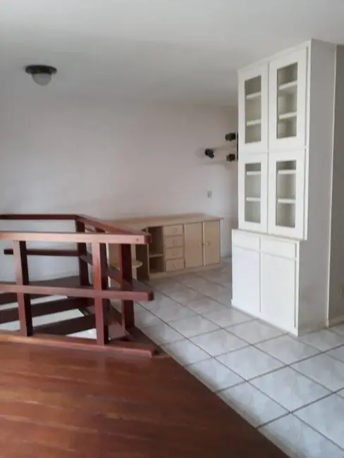 Foto 2 de Apartamento com 1 quarto à venda, 83m2 em Centro, Taubate - SP