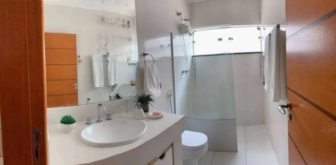 Foto 9 de Casa com 2 quartos à venda, 153m2 em Jardim Maria Augusta, Taubate - SP