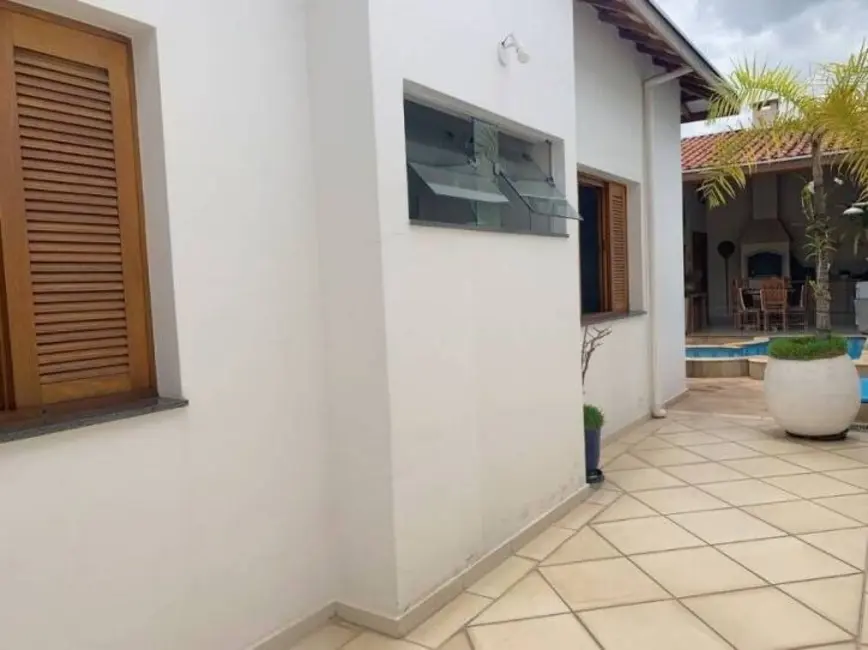 Foto 5 de Casa com 2 quartos à venda, 153m2 em Jardim Maria Augusta, Taubate - SP