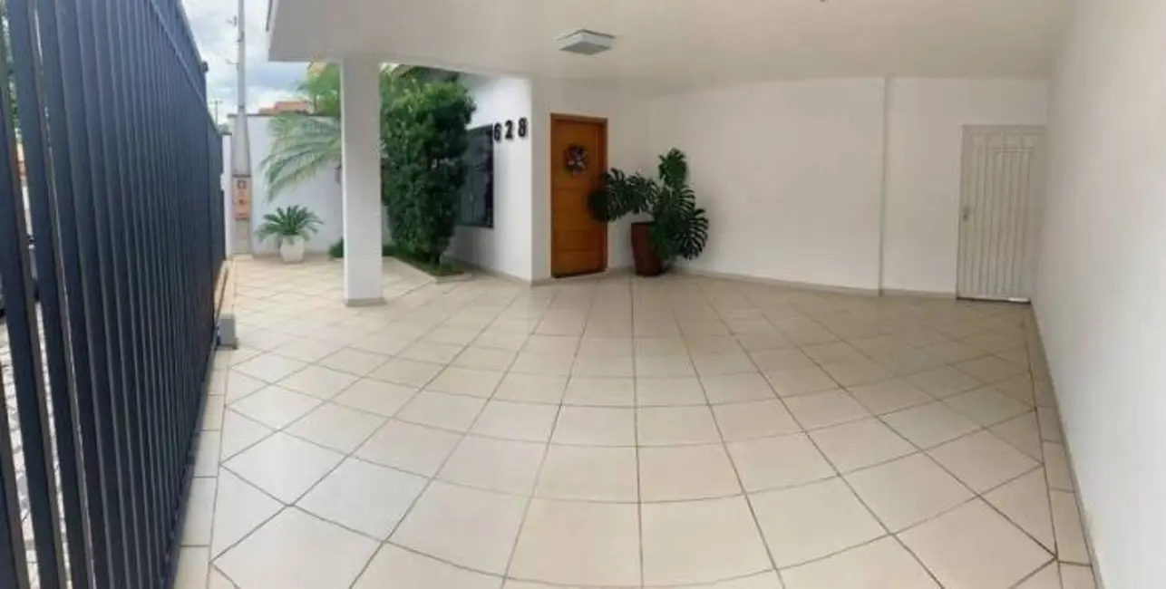 Foto 4 de Casa com 2 quartos à venda, 153m2 em Jardim Maria Augusta, Taubate - SP