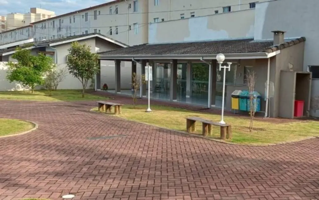 Foto 8 de Casa com 2 quartos à venda, 102m2 em Jardim Jaraguá, Taubate - SP