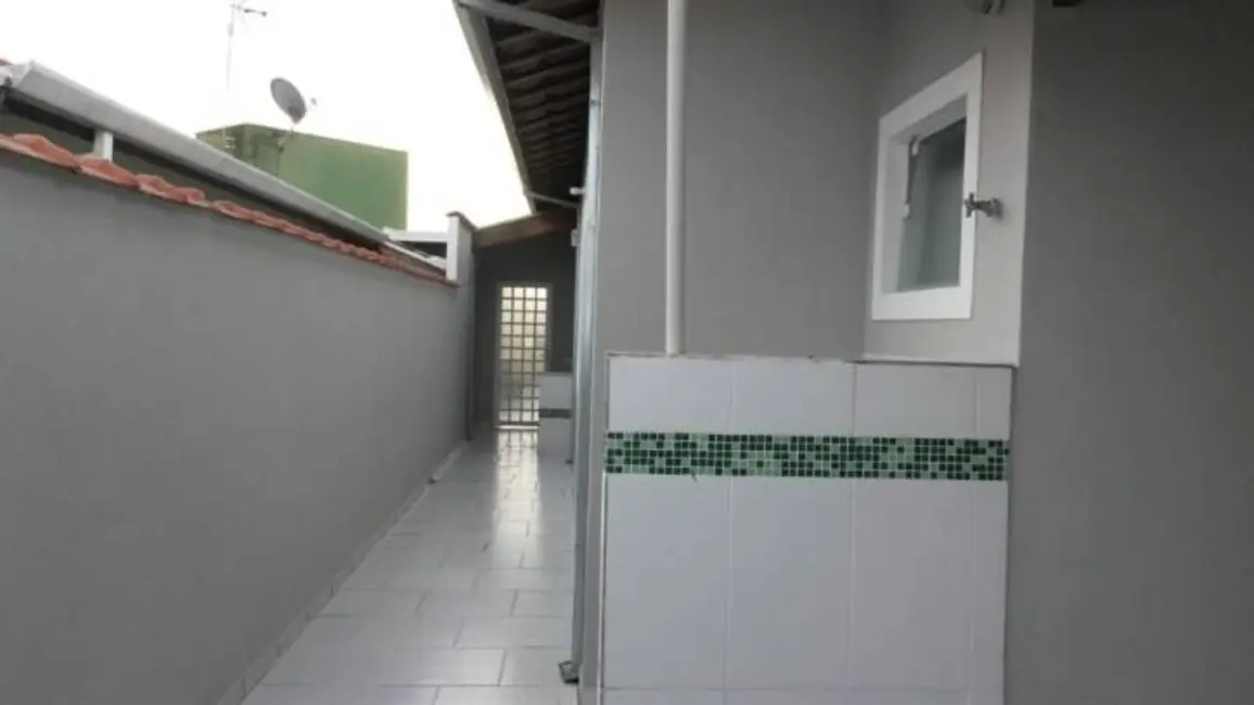 Foto 4 de Casa com 2 quartos à venda, 175m2 em São Gonçalo, Taubate - SP