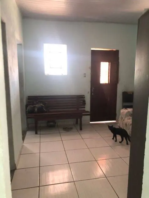 Foto 3 de Casa com 2 quartos à venda, 244m2 em Taubate - SP