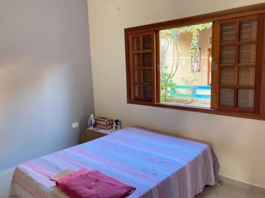 Foto 6 de Casa com 2 quartos à venda, 175m2 em Piracangaguá, Taubate - SP