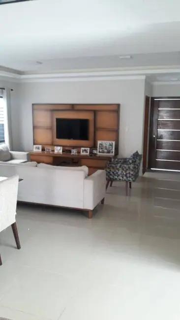 Foto 5 de Casa com 3 quartos à venda, 211m2 em Tremembe - SP