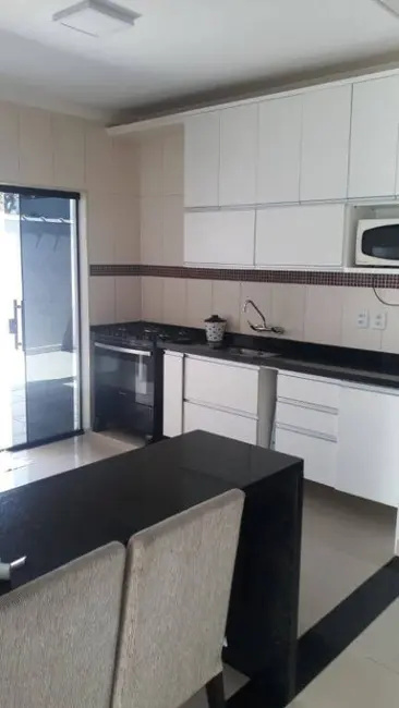 Foto 6 de Casa com 3 quartos à venda, 211m2 em Tremembe - SP