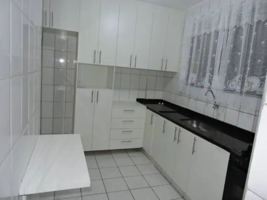 Foto 4 de Apartamento com 2 quartos à venda, 74m2 em Taubate - SP