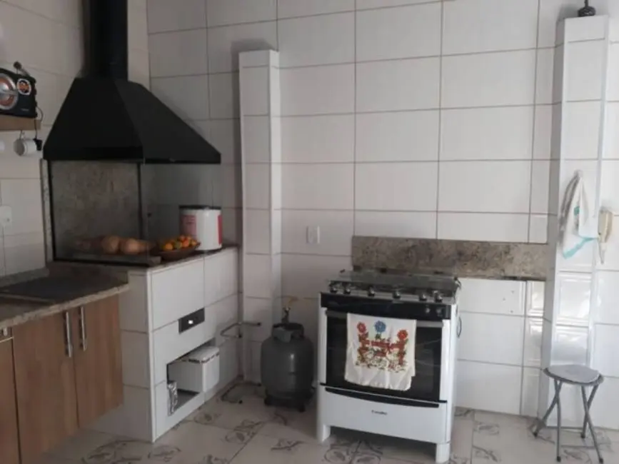 Foto 5 de Casa com 3 quartos à venda, 107m2 em Parque Paduan, Taubate - SP