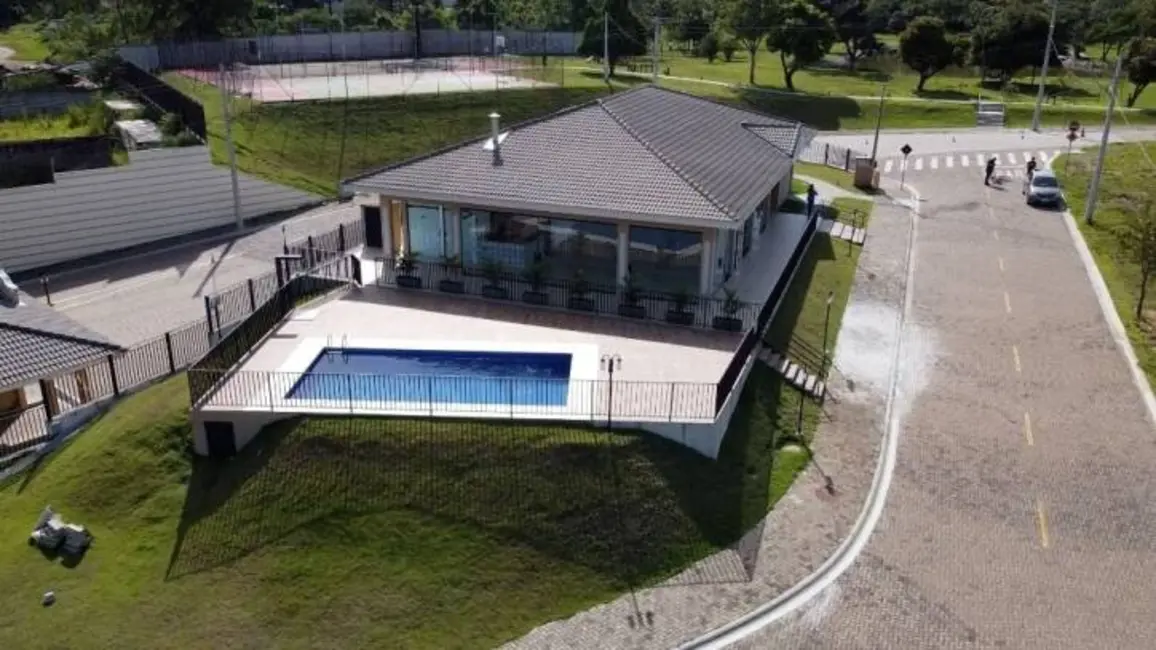 Foto 4 de Terreno / Lote à venda, 324m2 em Jardim Marlene Miranda, Taubate - SP