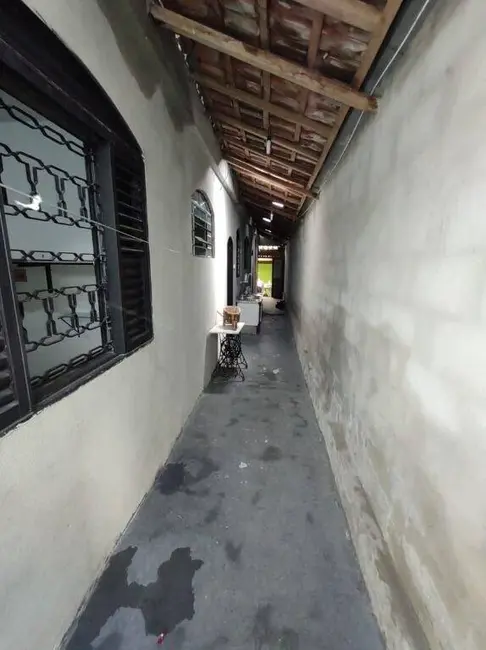 Foto 8 de Casa com 2 quartos à venda, 125m2 em Esplanada Santa Terezinha, Taubate - SP