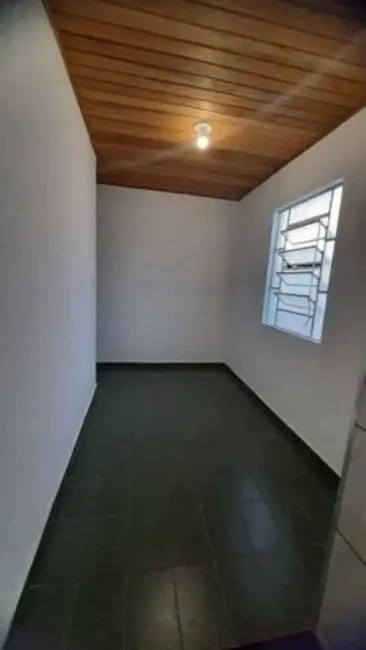 Casa com 3 quartos à venda, 160m2 em Residencial Vale das Acácias, Pindamonhangaba - SP - imagem 5 Foto 5 de Casa com 3 quartos à venda, 160m2 em Residencial Vale das Acácias, Pindamonhangaba - SP