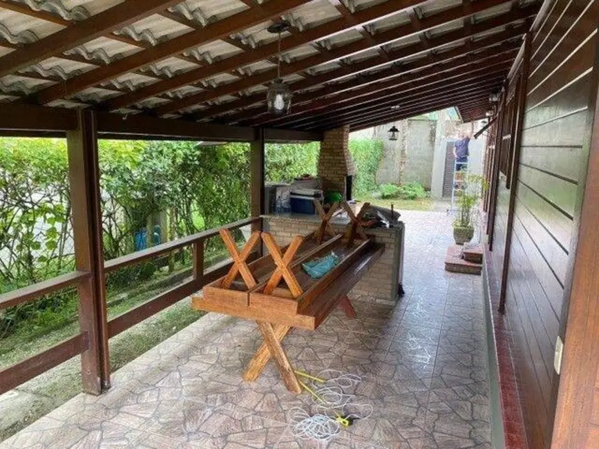 Foto 5 de Casa com 3 quartos à venda, 450m2 em Ubatuba - SP