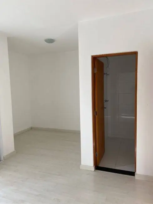 Foto 8 de Sobrado com 3 quartos à venda, 128m2 em Vila Areao, Taubate - SP