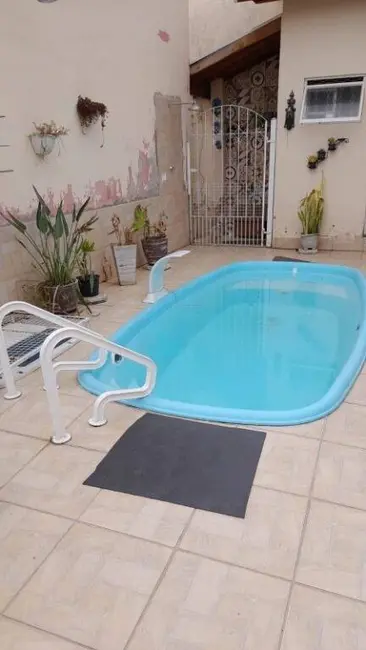 Foto 5 de Casa com 3 quartos à venda, 190m2 em Tremembe - SP