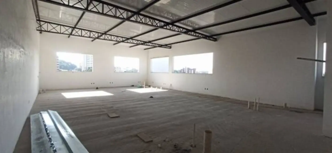 Foto 4 de Sala Comercial para alugar, 575m2 em Centro, Taubate - SP