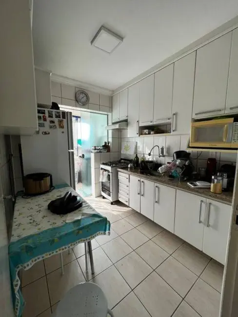 Foto 5 de Apartamento com 2 quartos à venda, 72m2 em Vila São Geraldo, Taubate - SP