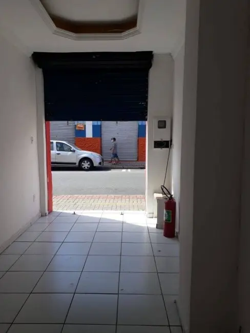Foto 1 de Sala Comercial para alugar, 69m2 em Centro, Taubate - SP