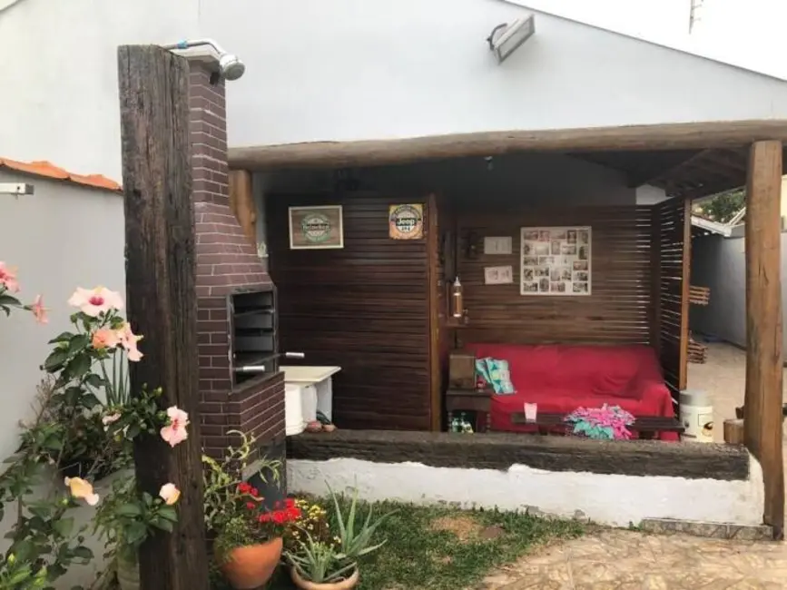 Foto 6 de Casa com 2 quartos à venda, 80m2 em Quiririm, Taubate - SP