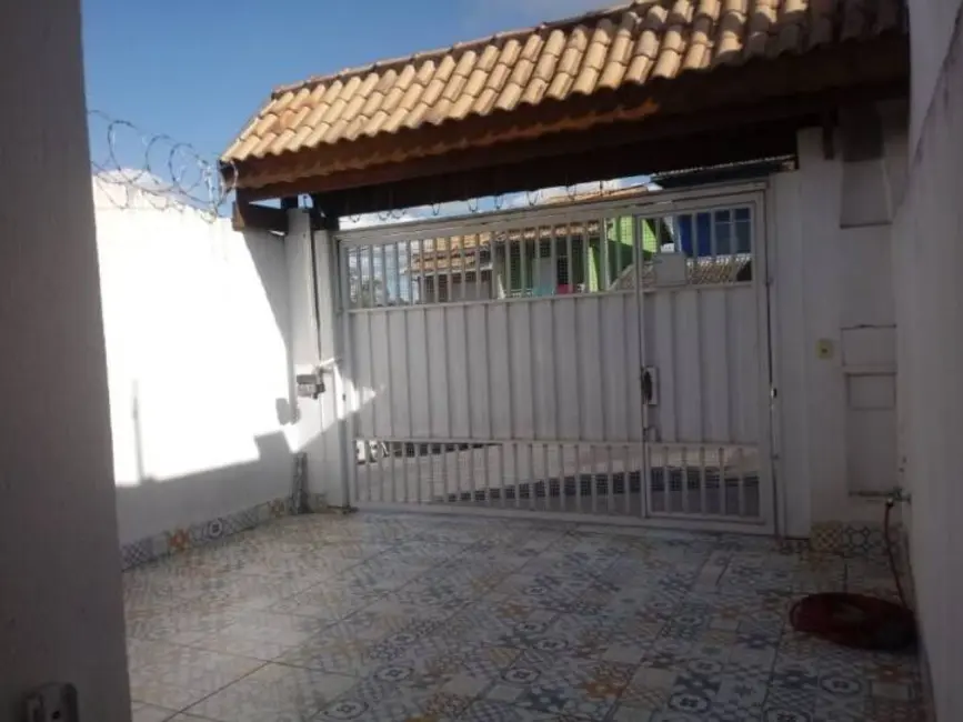 Foto 3 de Casa com 2 quartos à venda, 63m2 em Barreiro, Taubate - SP