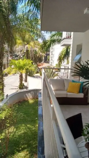 Foto 6 de Apartamento com 3 quartos à venda, 130m2 em Ubatuba - SP