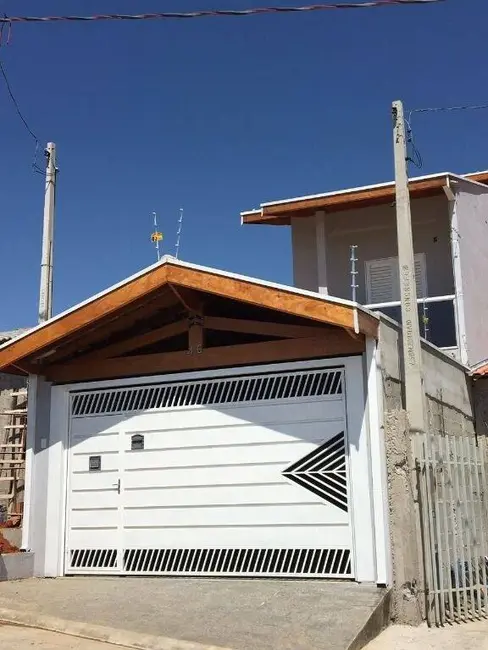 Foto 1 de Sobrado com 3 quartos à venda, 110m2 em Piracangaguá, Taubate - SP