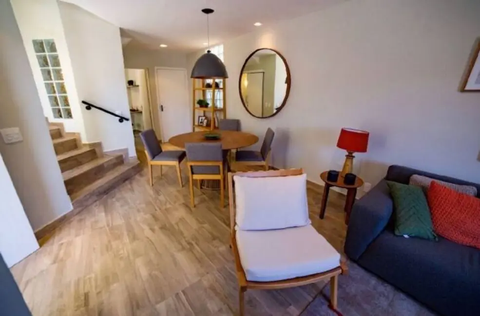 Foto 3 de Sobrado com 3 quartos à venda, 107m2 em Jardim Califórnia, Taubate - SP