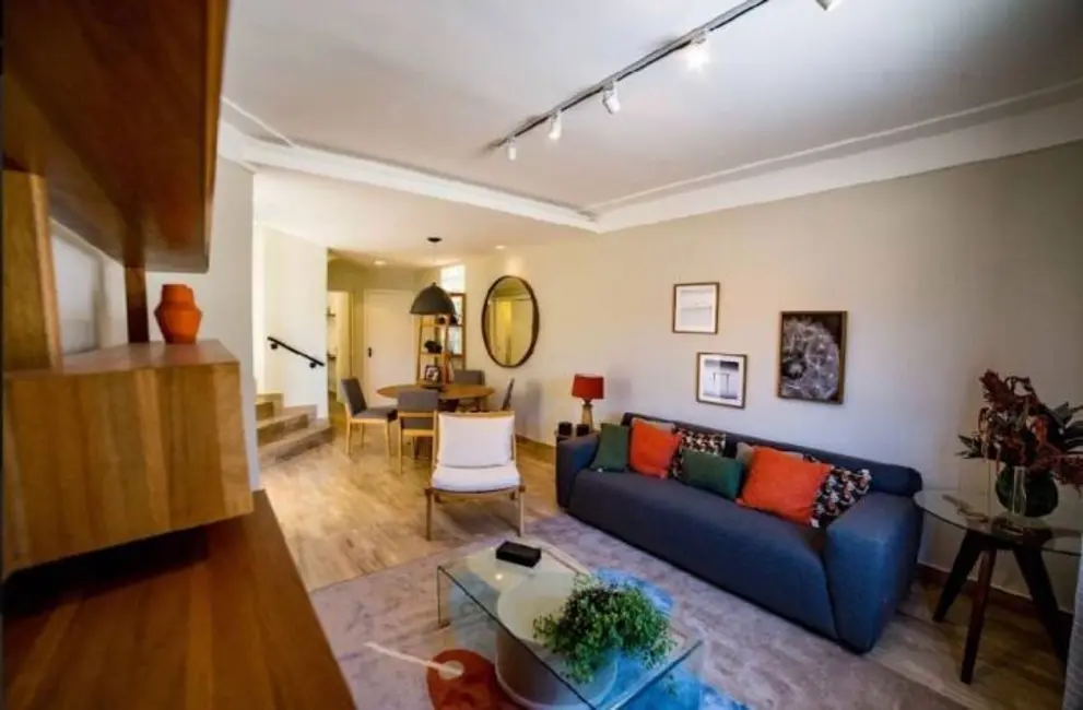 Foto 5 de Sobrado com 3 quartos à venda, 107m2 em Jardim Califórnia, Taubate - SP