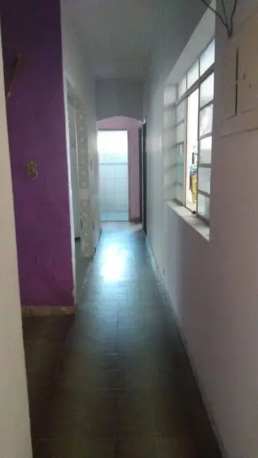 Foto 8 de Casa com 4 quartos à venda, 270m2 em Parque São Jorge, Taubate - SP